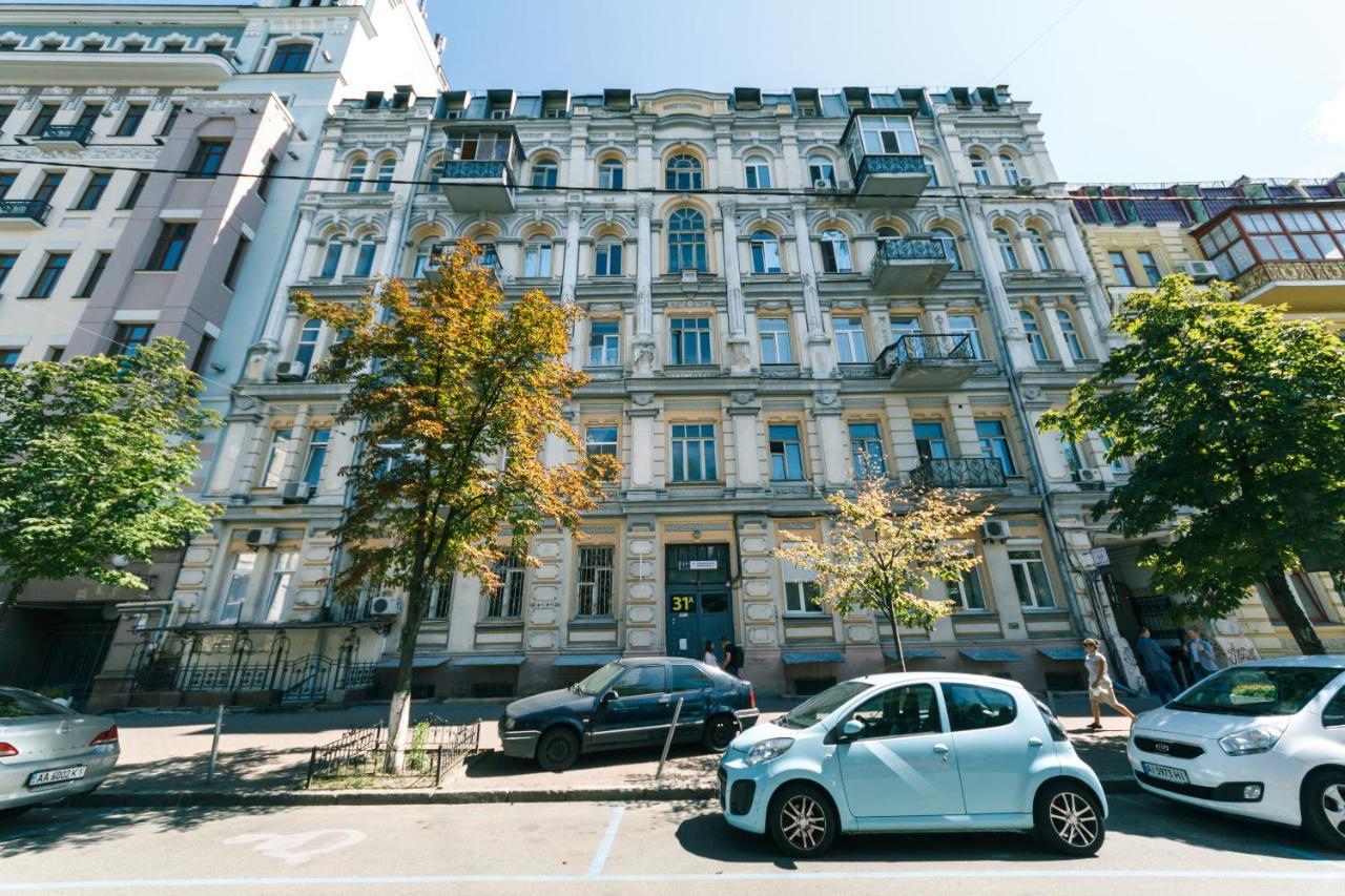 Apartment Vip Near Kreschatyk, 31а Pushkinska Street *