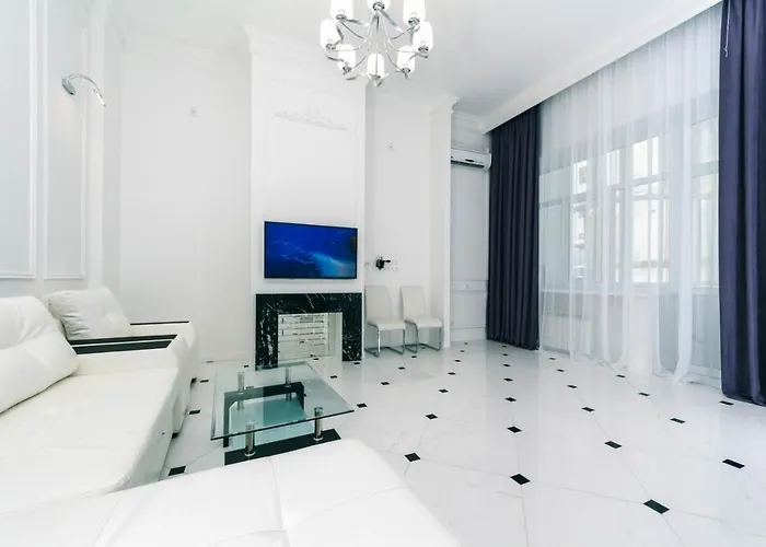 VIP apartment near Kreschatyk, 31а Pushkinska Street