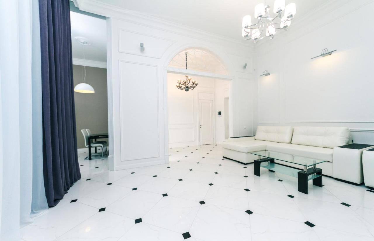 Vip Near Kreschatyk, 31а Pushkinska Street Апартаменты Киев