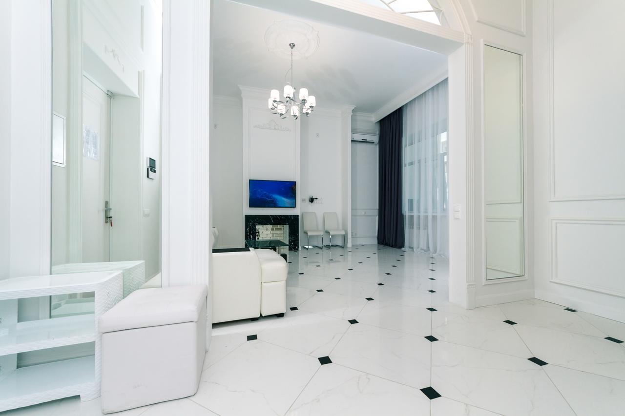 Апартаменты Vip Near Kreschatyk, 31а Pushkinska Street Киев